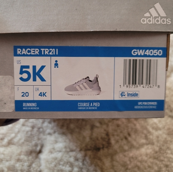 NWT 5C Adidas - Picture 3 of 3